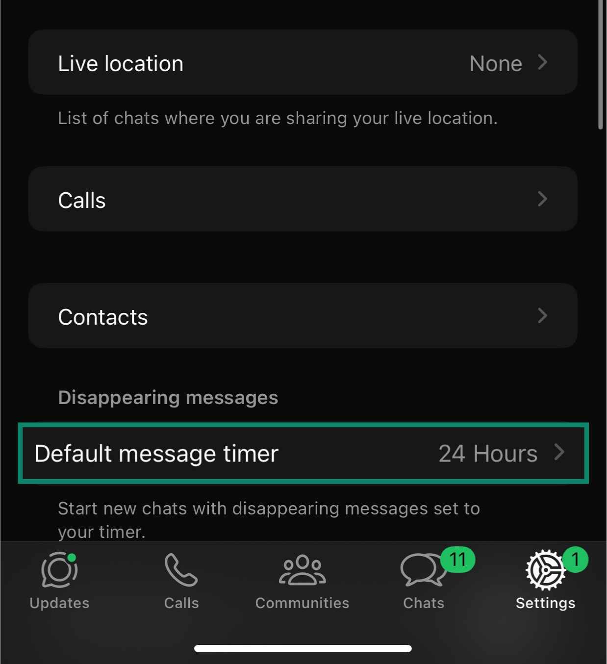 WhatsApp privacy settings screen with Default message timer highlighted.